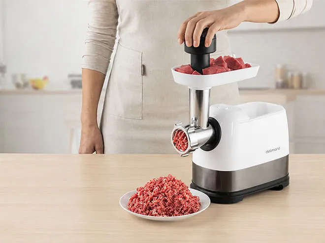 Masina de tocat carne Delimano Primera
